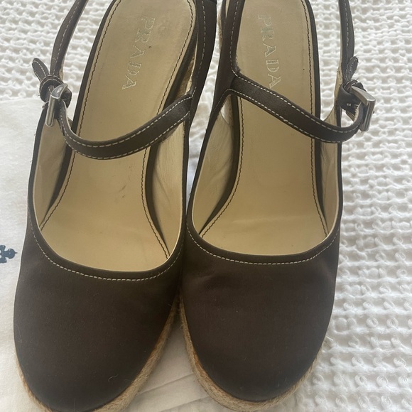 Prada Maryjane. Worn 3 times. Vintage. - Picture 6 of 11